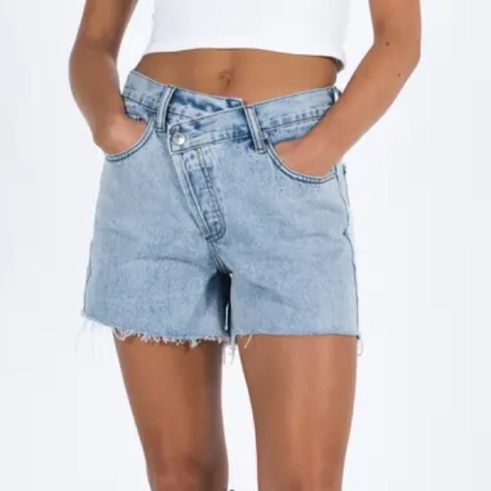 Princess Polly Criss Cross Jean Shorts‎